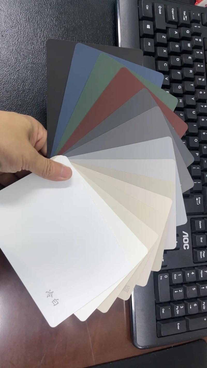 準(zhǔn)分子高端裝飾膜 新型膜材料如何引領(lǐng)智能制造與高精度生產(chǎn)
